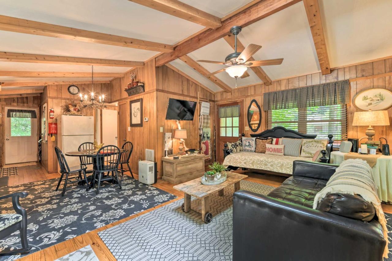 Tranquil Creekside Cottage With Deck And Lanai Franklin Exterior foto