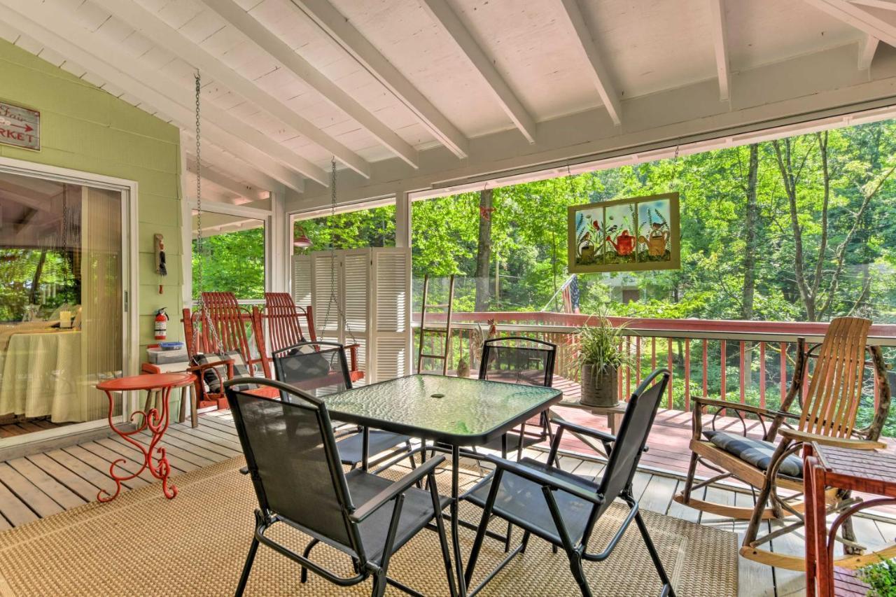 Tranquil Creekside Cottage With Deck And Lanai Franklin Exterior foto